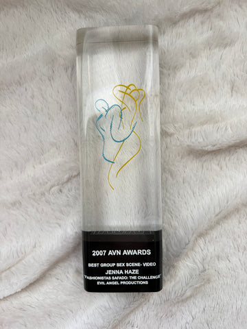 Iconic AVN Award w/Autographed Pics