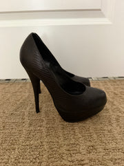 Black Heels From Internet Appearance
